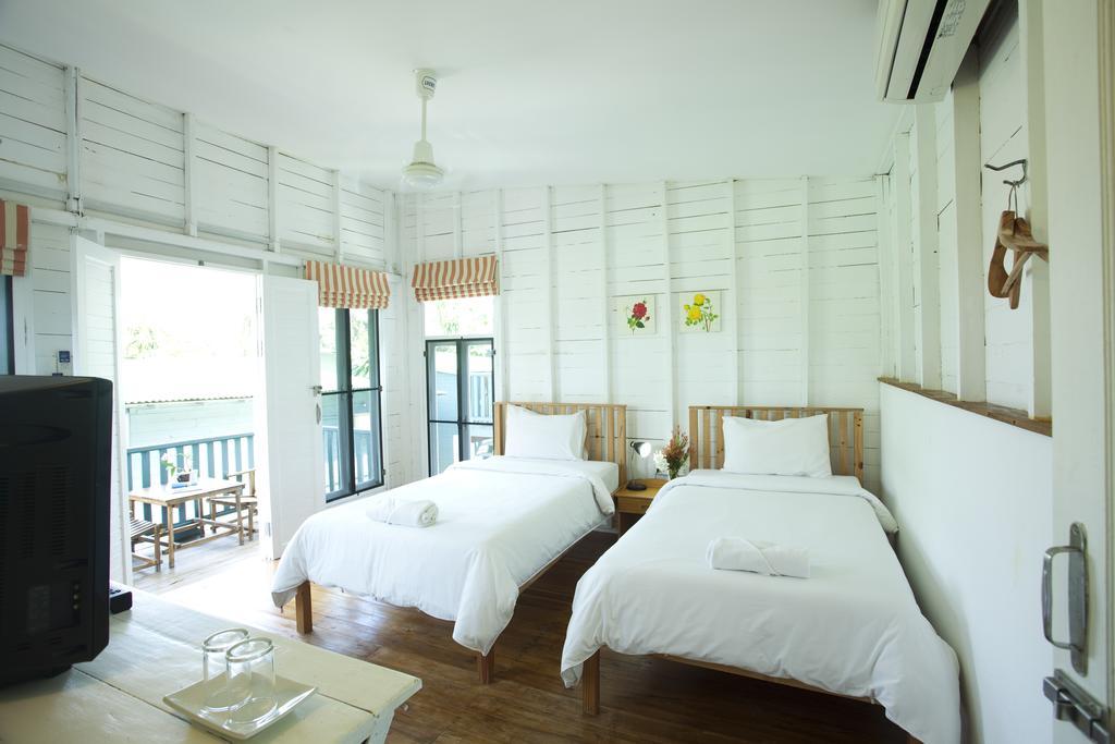 Sunshine Inn Resort Khao Lak Camera foto